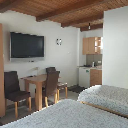 Apartment M&m