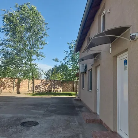 Apartment M&m Pacir