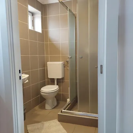 M&m Apartment *