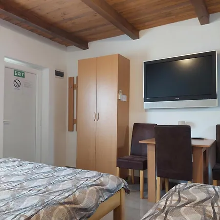 M&m Apartment